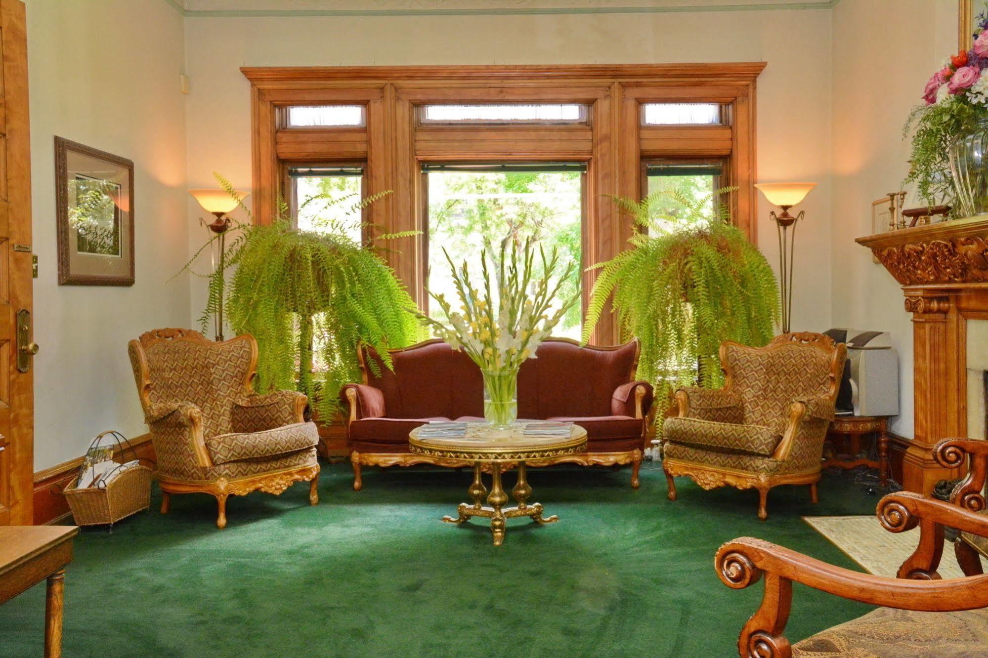 Capitol Hill Mansion B&B Inn デンバー エクステリア 写真