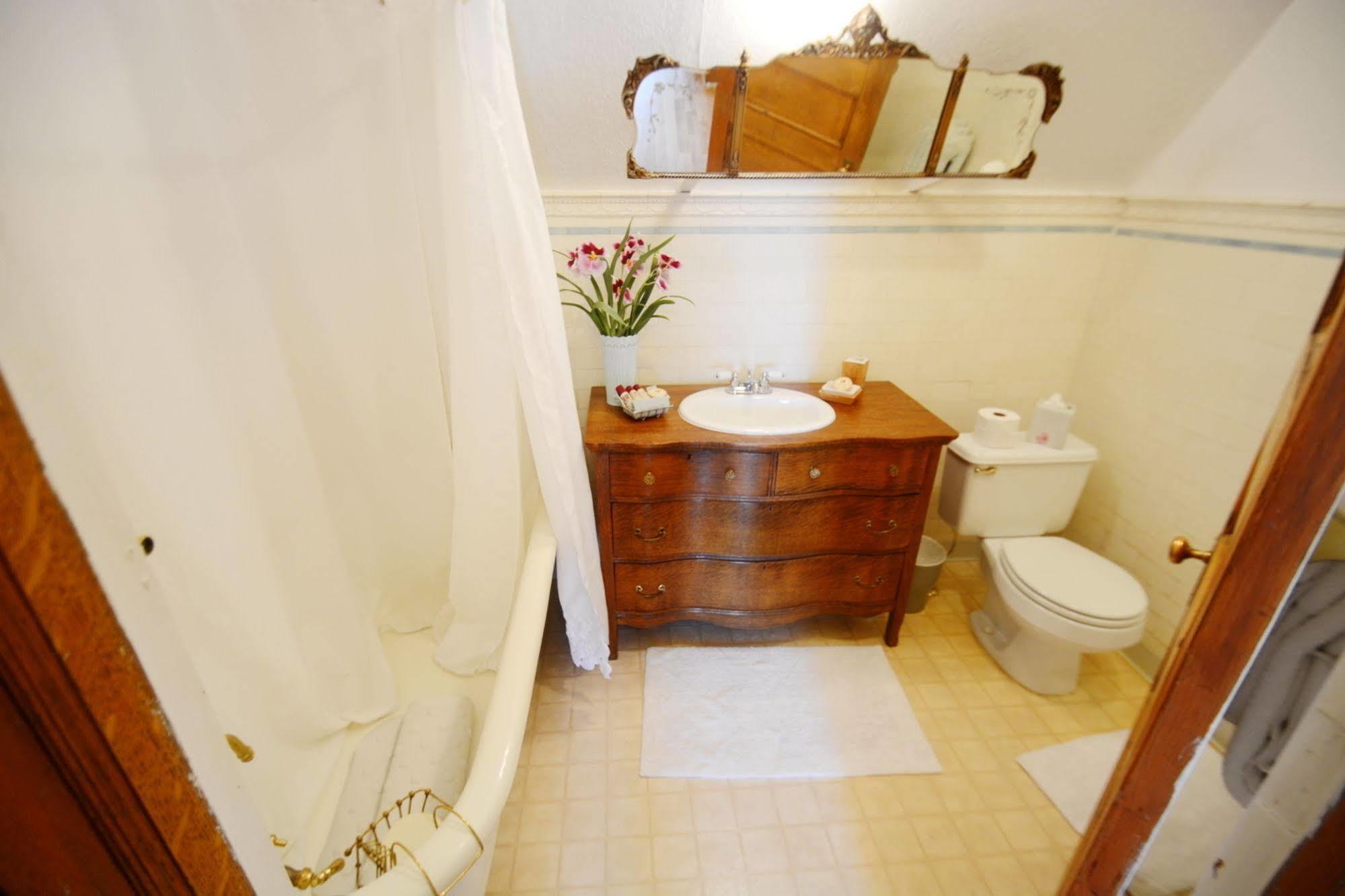 Capitol Hill Mansion B&B Inn デンバー エクステリア 写真
