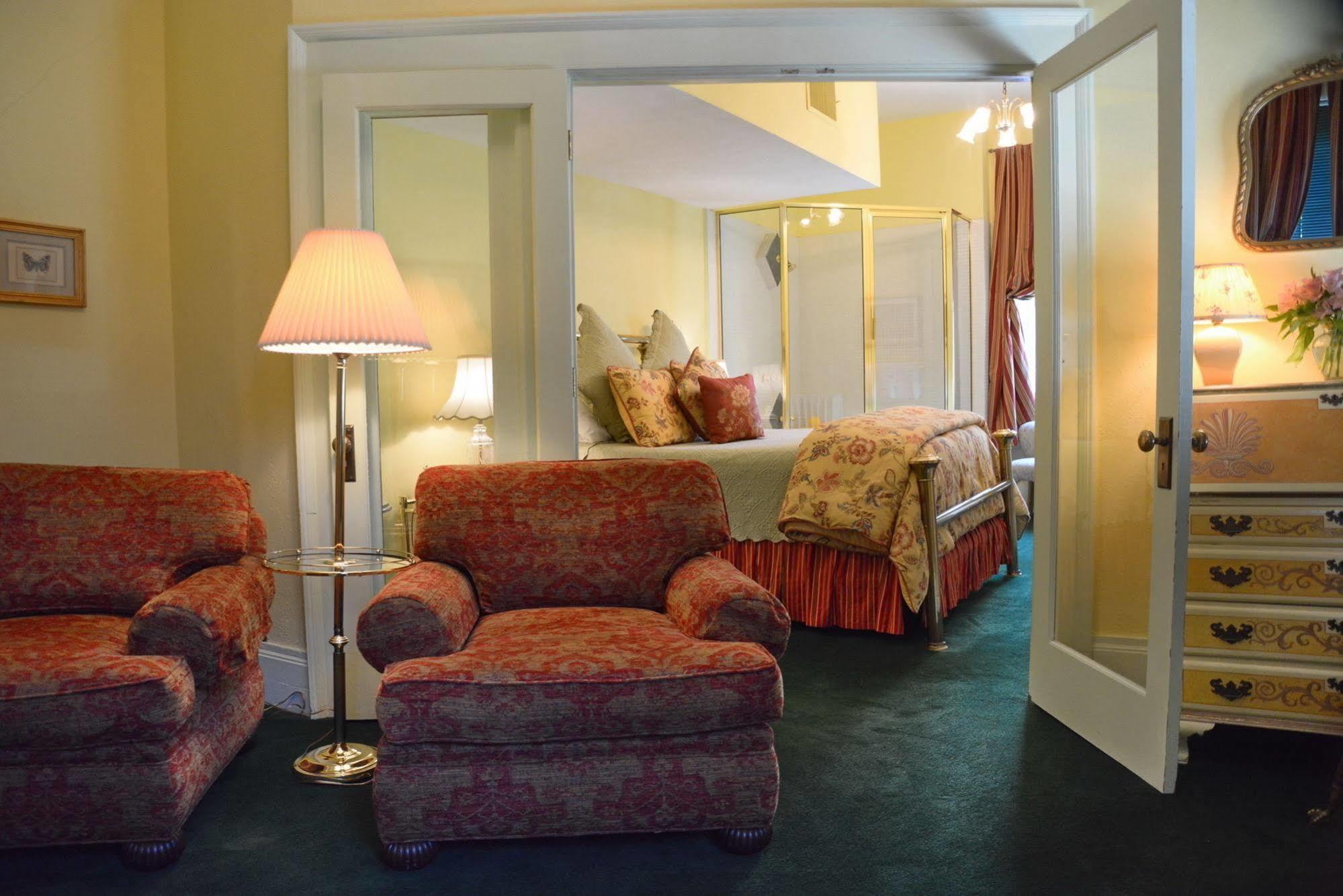 Capitol Hill Mansion B&B Inn デンバー エクステリア 写真